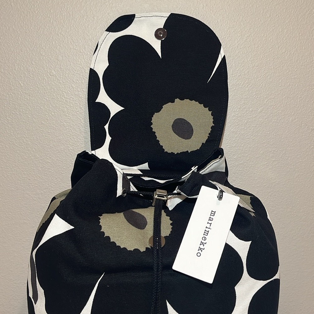 Marimekko Nippu Unikko Backpack - Black/White/Green - Picture 5 of 16